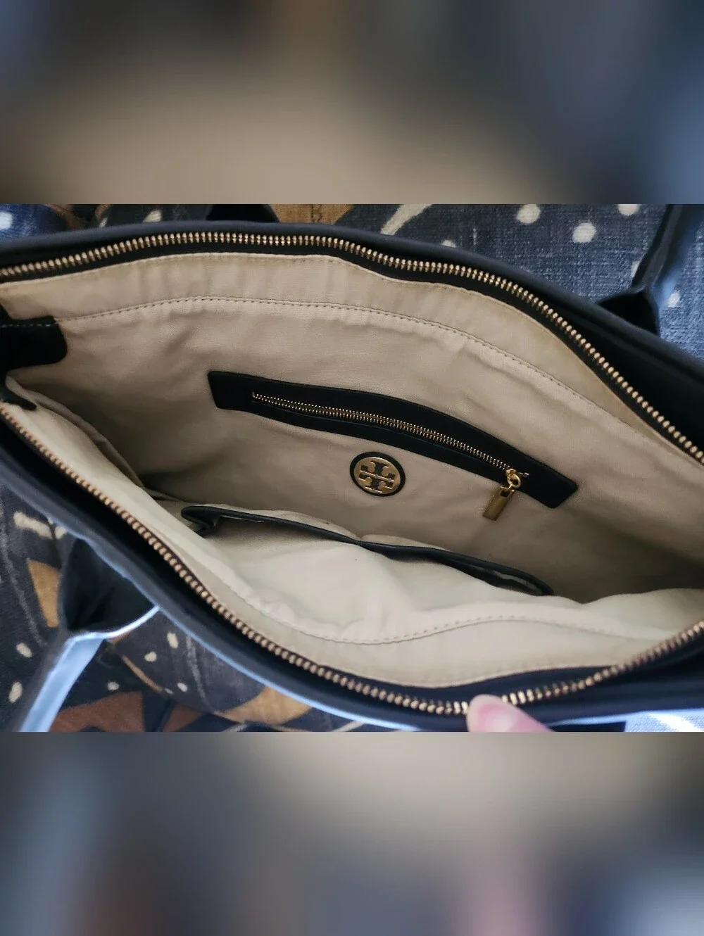 Sale🫠 Tory Burch Gray Wool-Blend Tote Bag – Elegant Spacious Carryall Like New